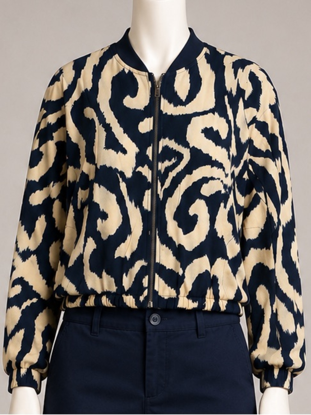 Molly Bracken Women’s Abstract Full Zip Short Jacket Navy/Cream Size L